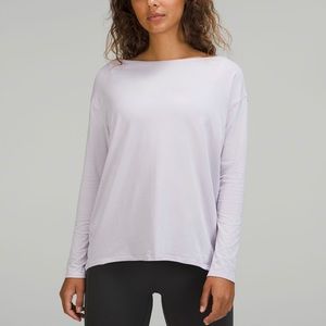 Lululemon Back in Action Longsleeve Size 6, pale lavender, Excellent pre owned